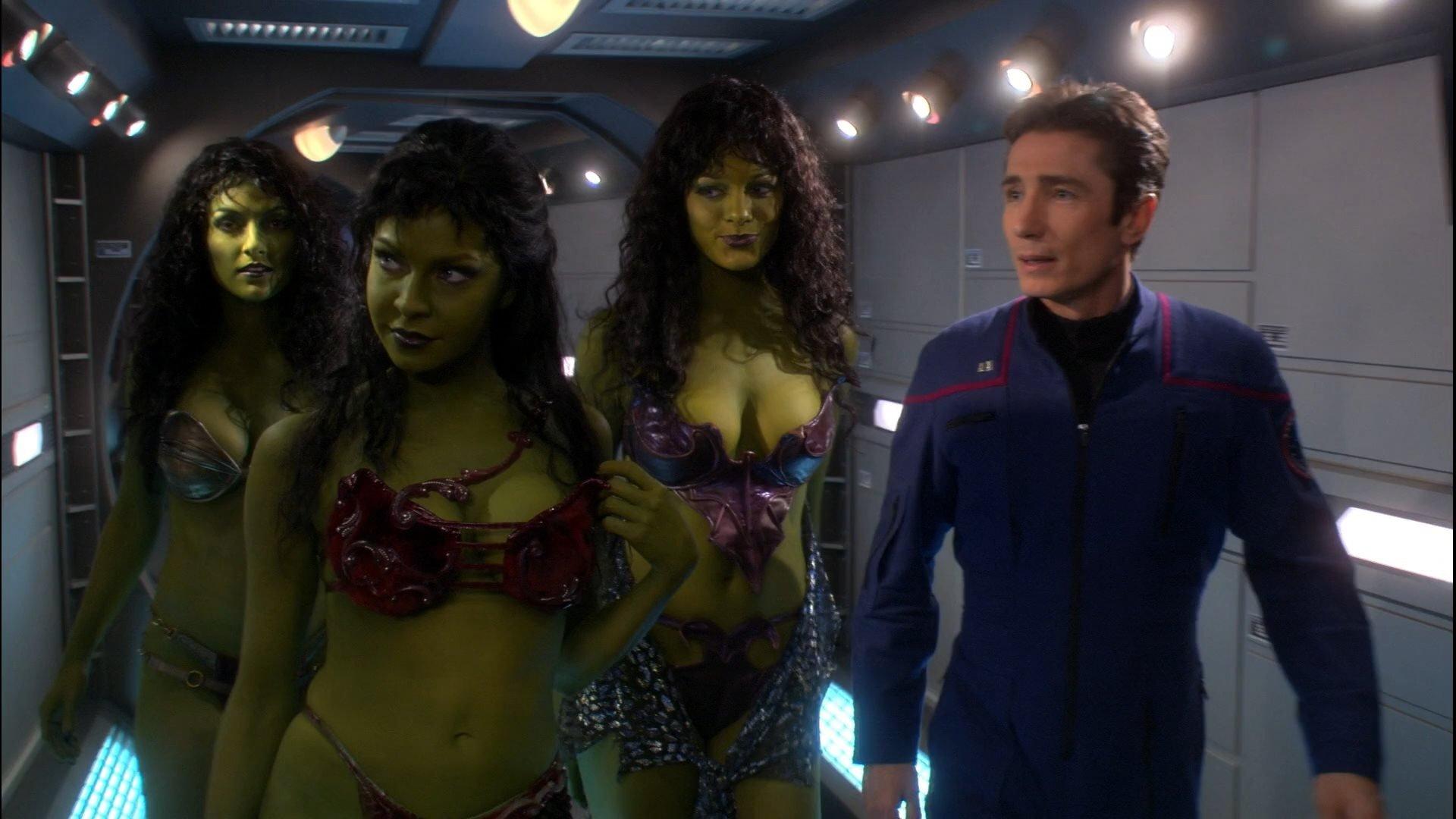 Still from Bound
