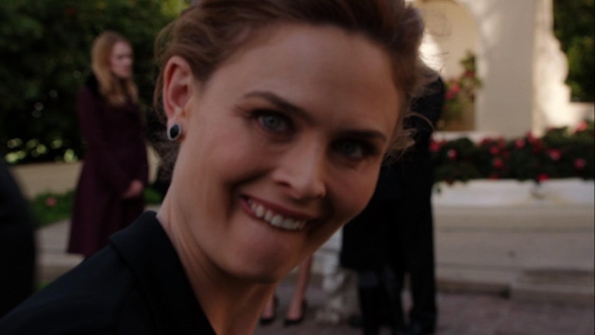 Still from Gag Reel - Season 9