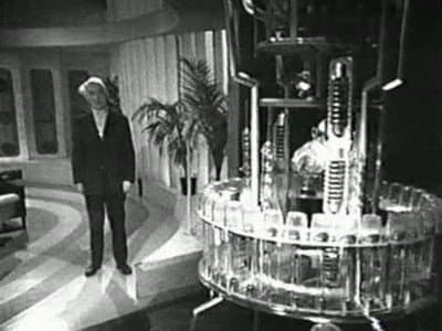 Still from The Invasion (5)