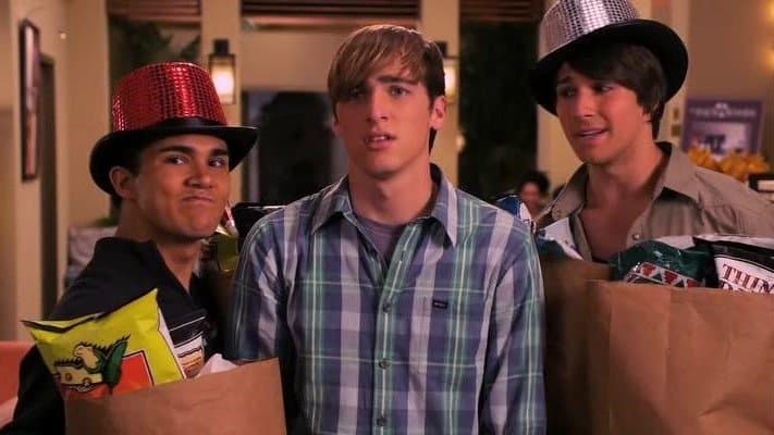 Still from Welcome Back, Big Time