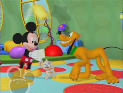 Still from Pluto's Puppy-sitting Adventure