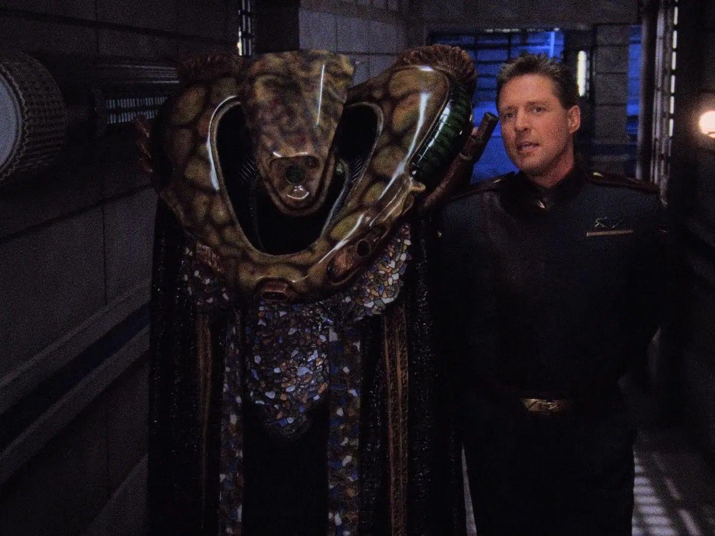 Still from Hunter, Prey