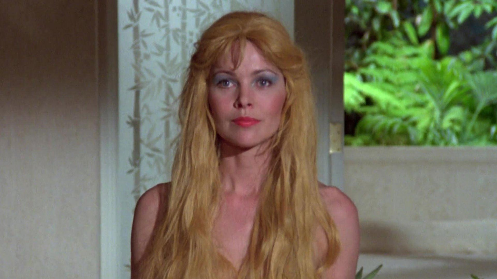 Still from Flying Aces / The Mermaid Returns