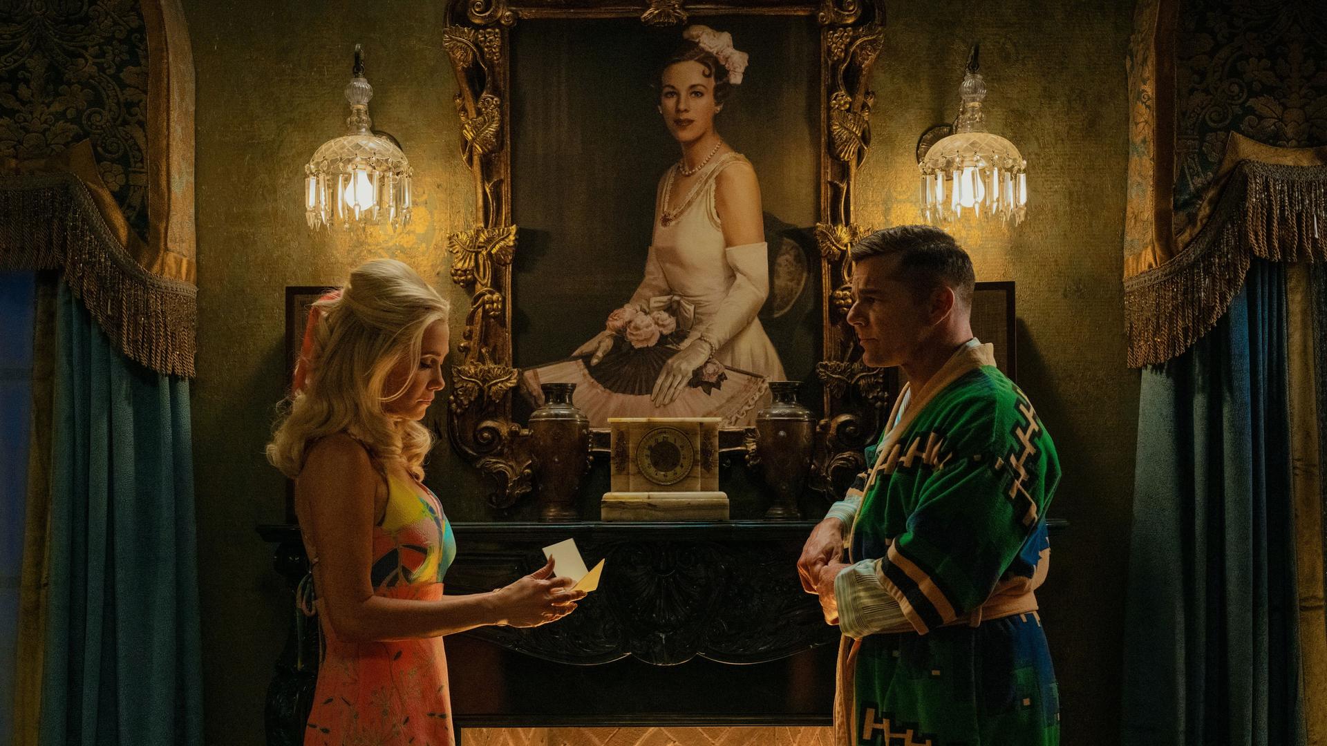 Still from Maxine Unwrecks a Home