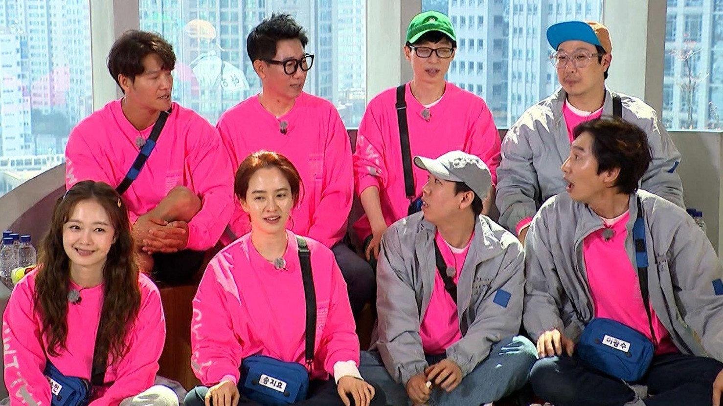 Still from Credit Card Payment Race, When You Go to the TV Station