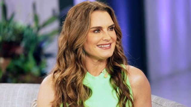 Still from Mario Lopez, Brooke Shields, Echo Kellum