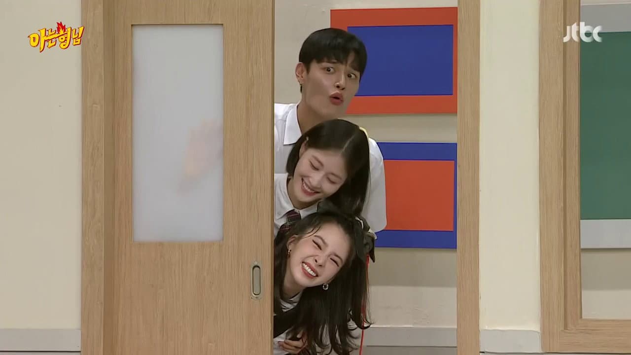 Still from Lee Hyun-yi, Irene Kim, Jung Hyuk