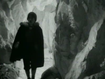 Still from The Ice Warriors (4)