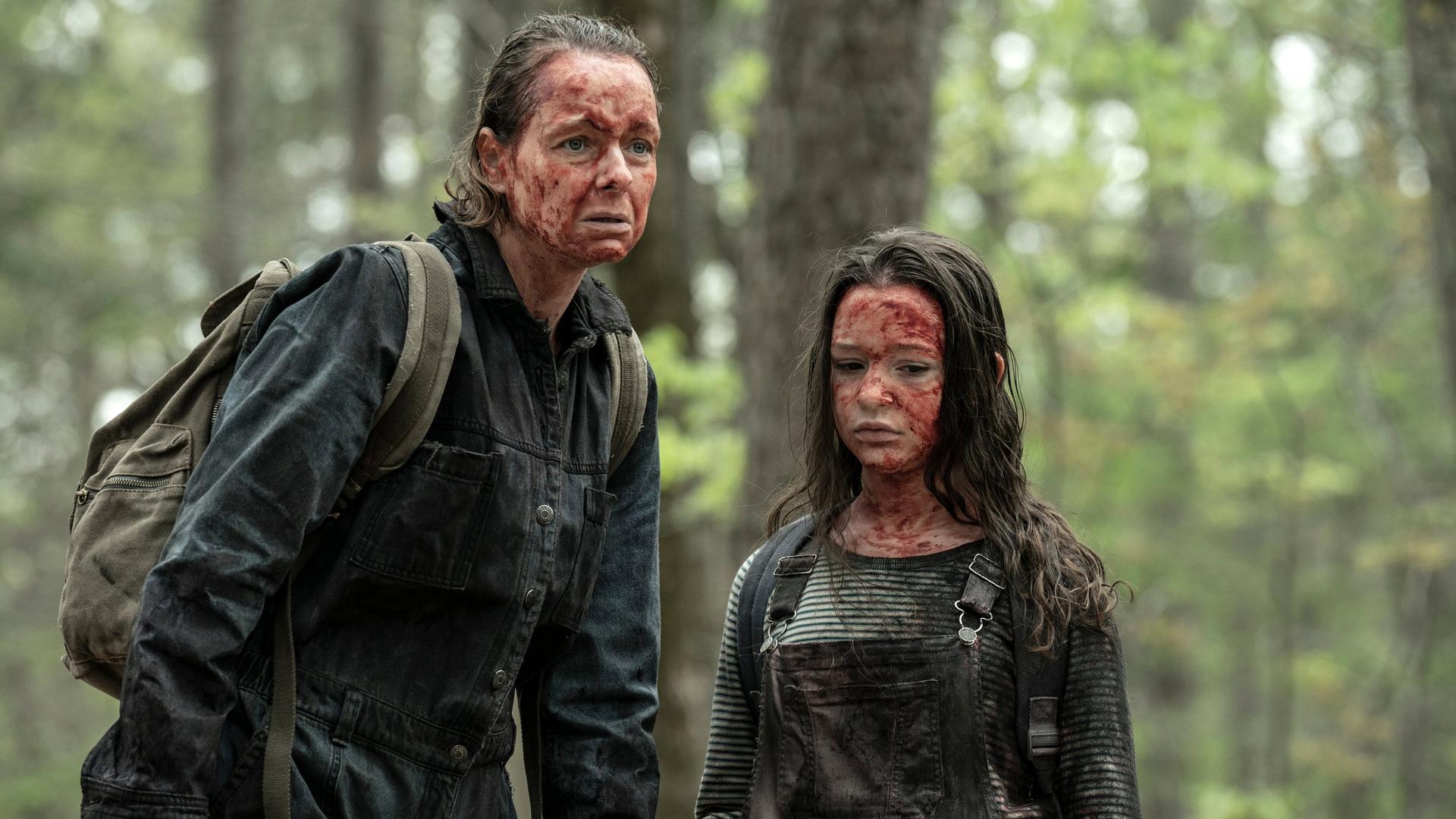 Still from Dee