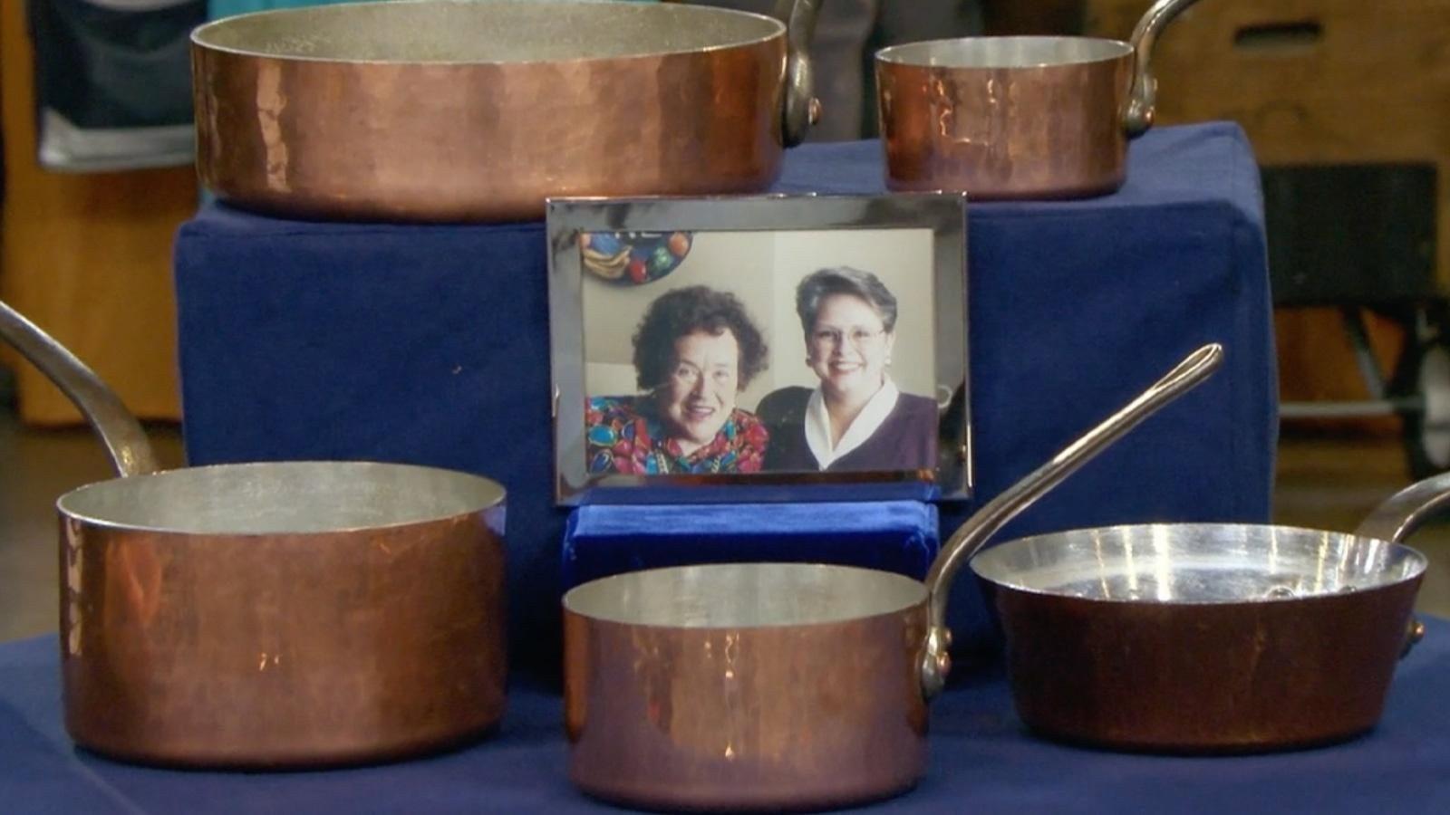 Still from Modern Icons