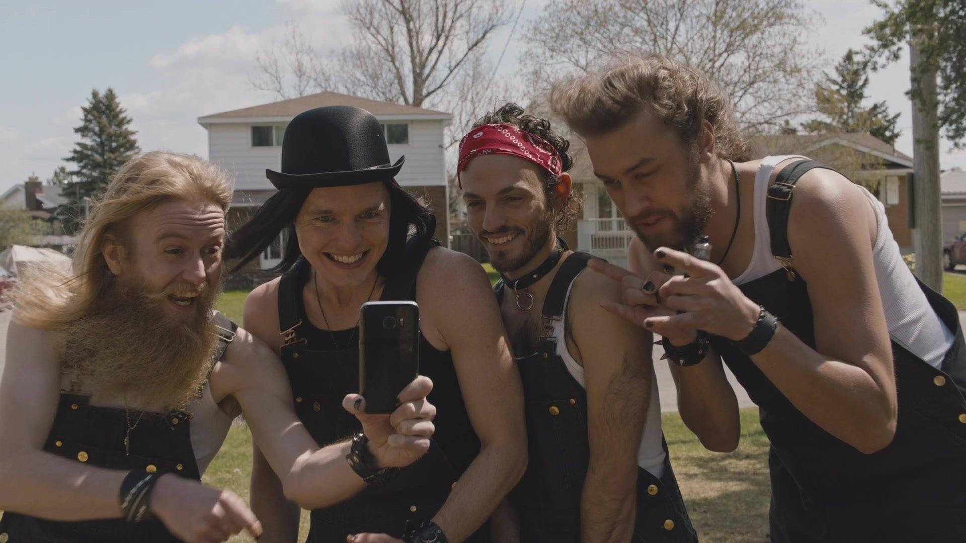 Still from VidVok