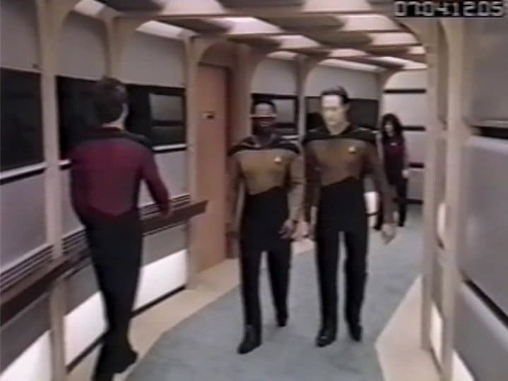 Still from Deleted Scenes: S02E14 - The Icarus Factor