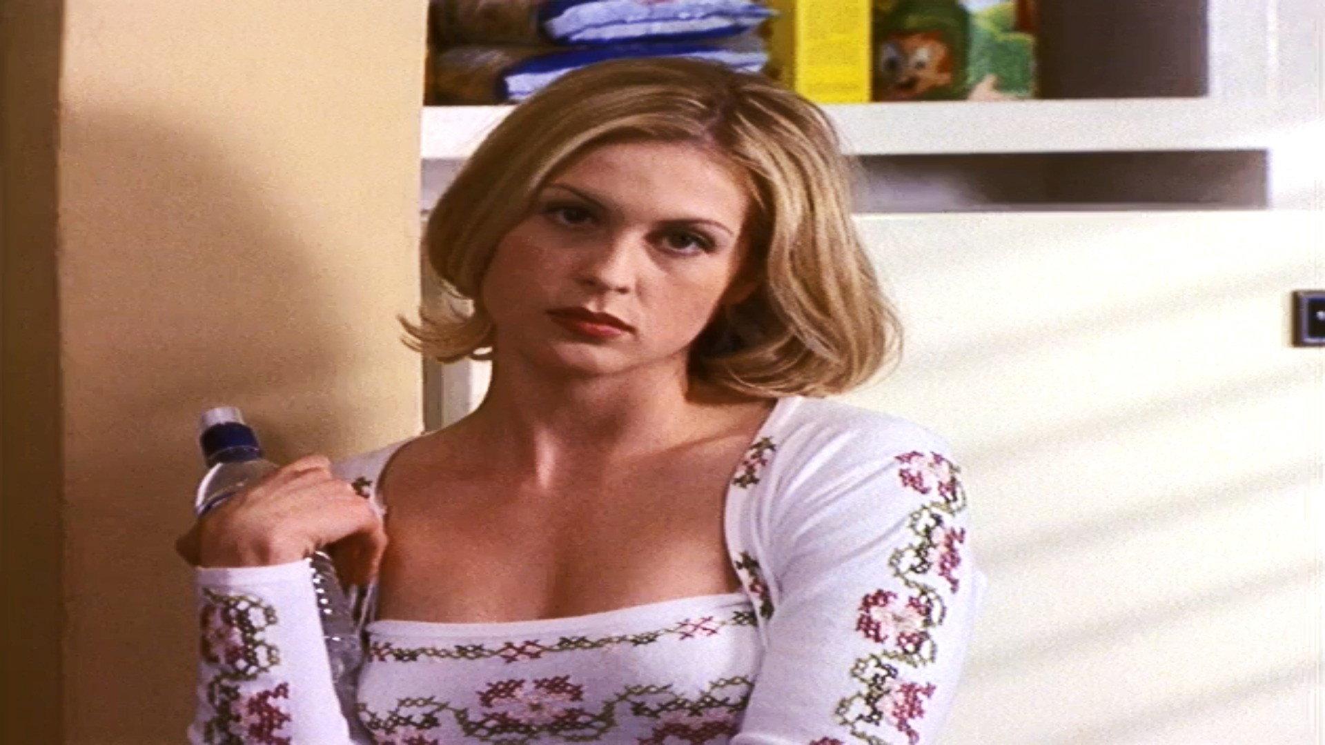 Still from Floral Knowledge
