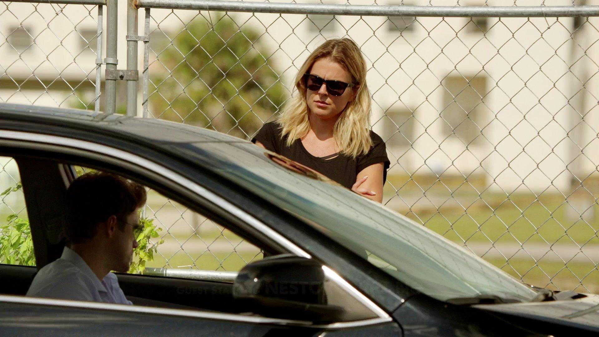 Still from Gratis