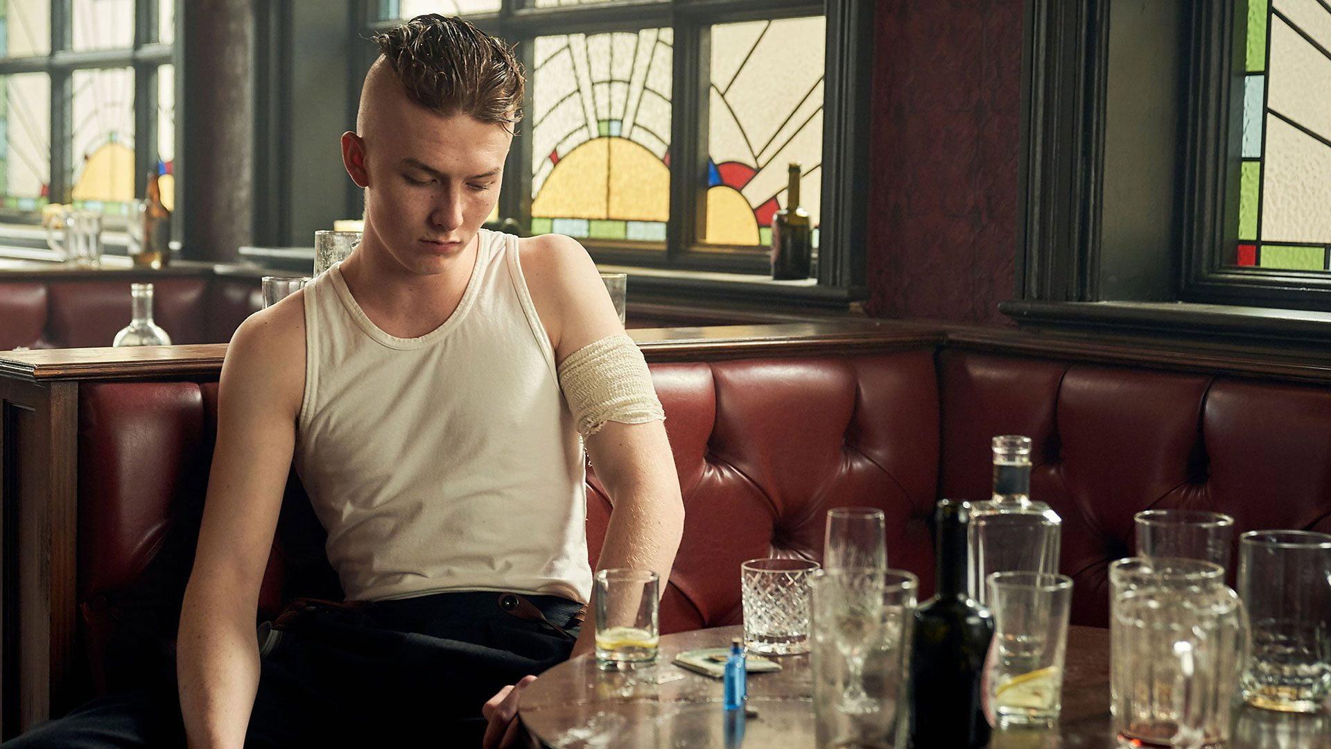 Still from Bonus Scene: Finn calls a meeting