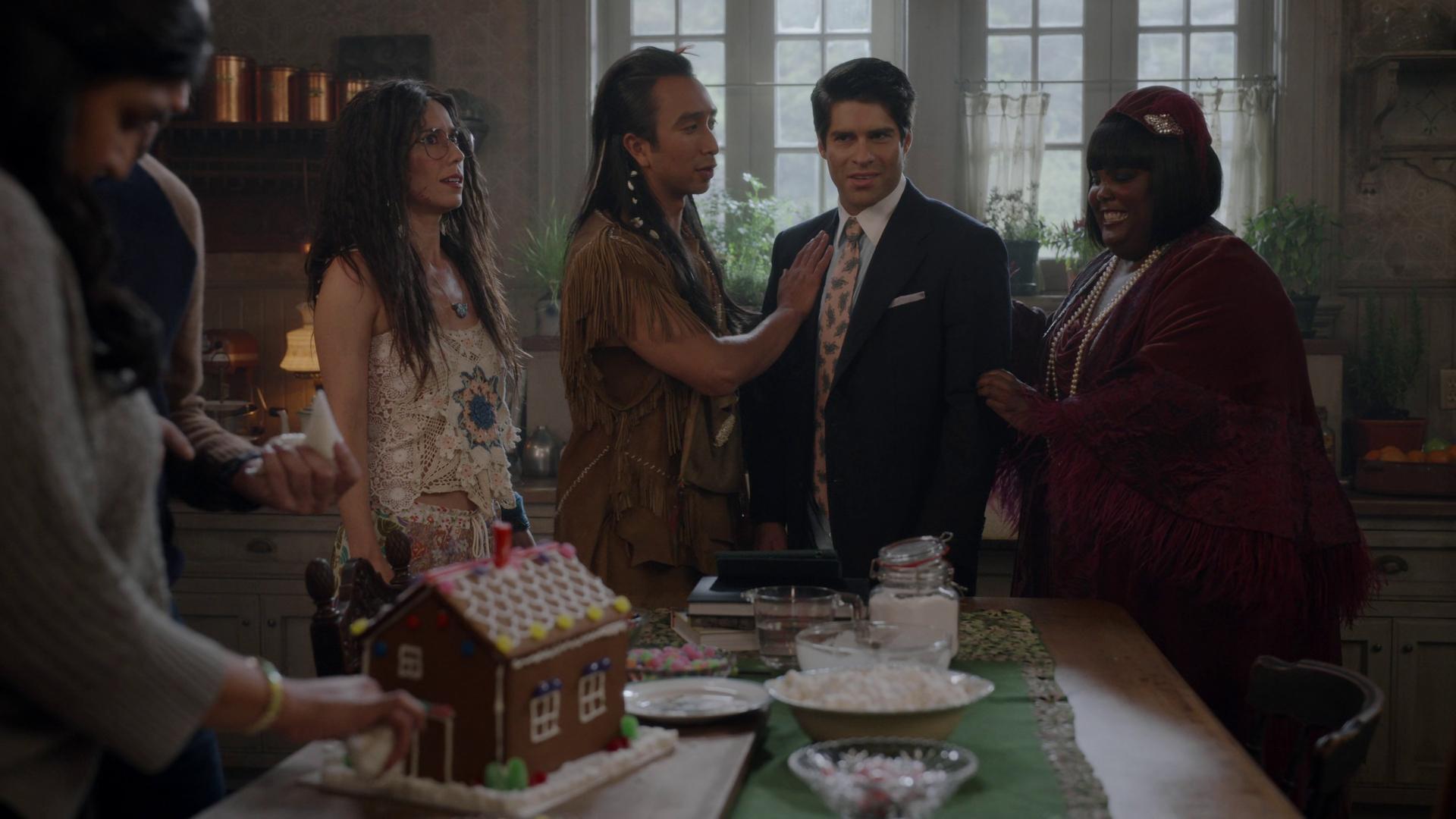 Still from The Christmas Spirit (1)