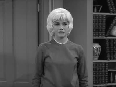 Still from My Blonde-Haired Brunette