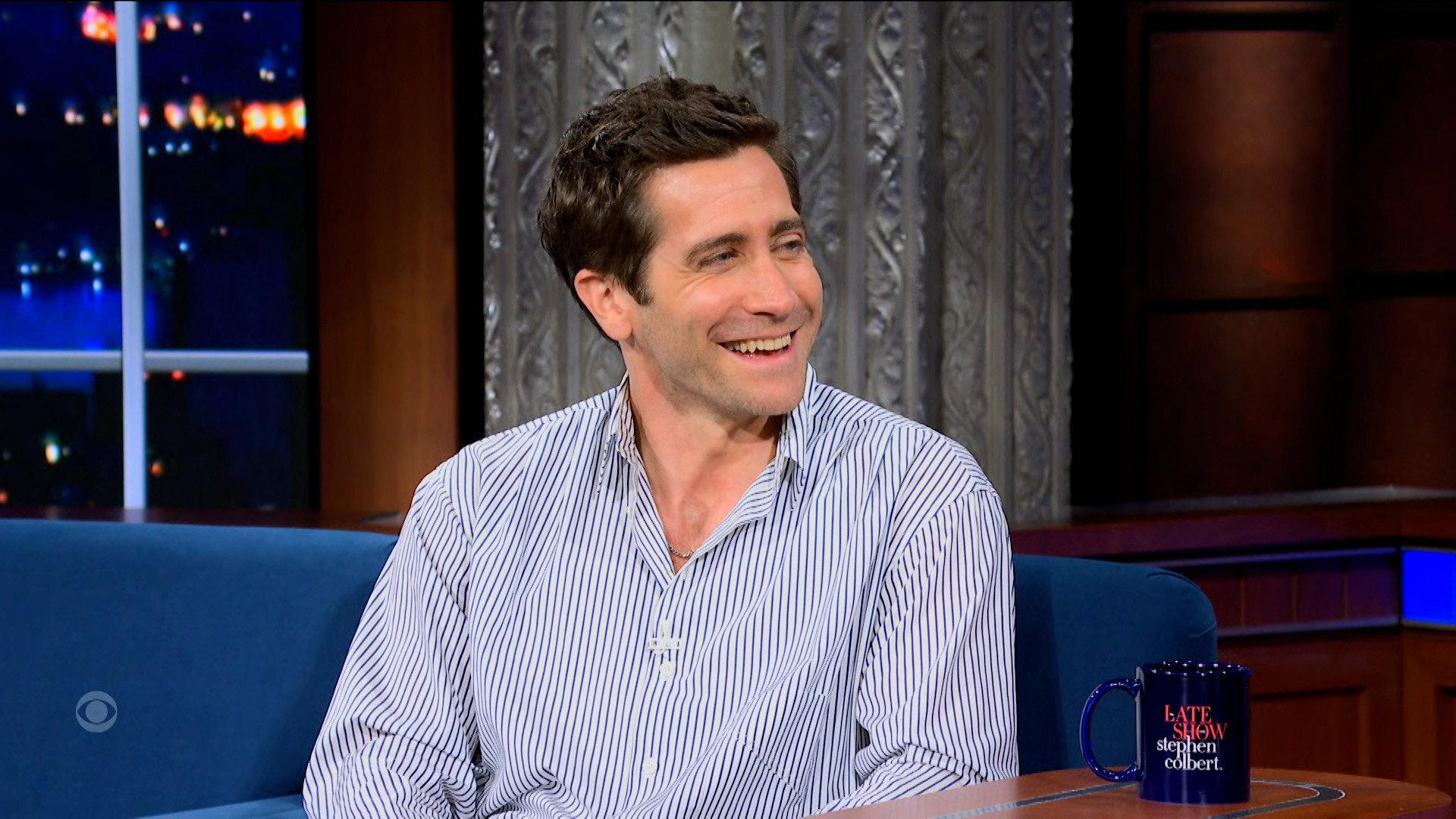 Still from 6/11/24 (Jake Gyllenhaal, Chloe Fineman)