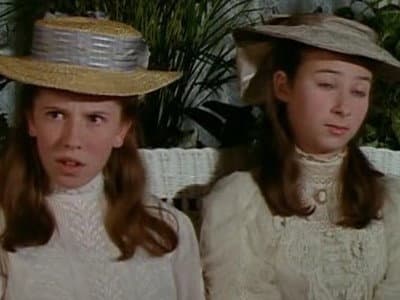 Still from Lonely Hearts