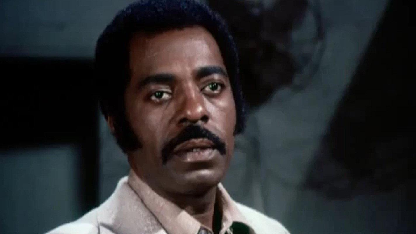 Still from Walk on the Blind Side