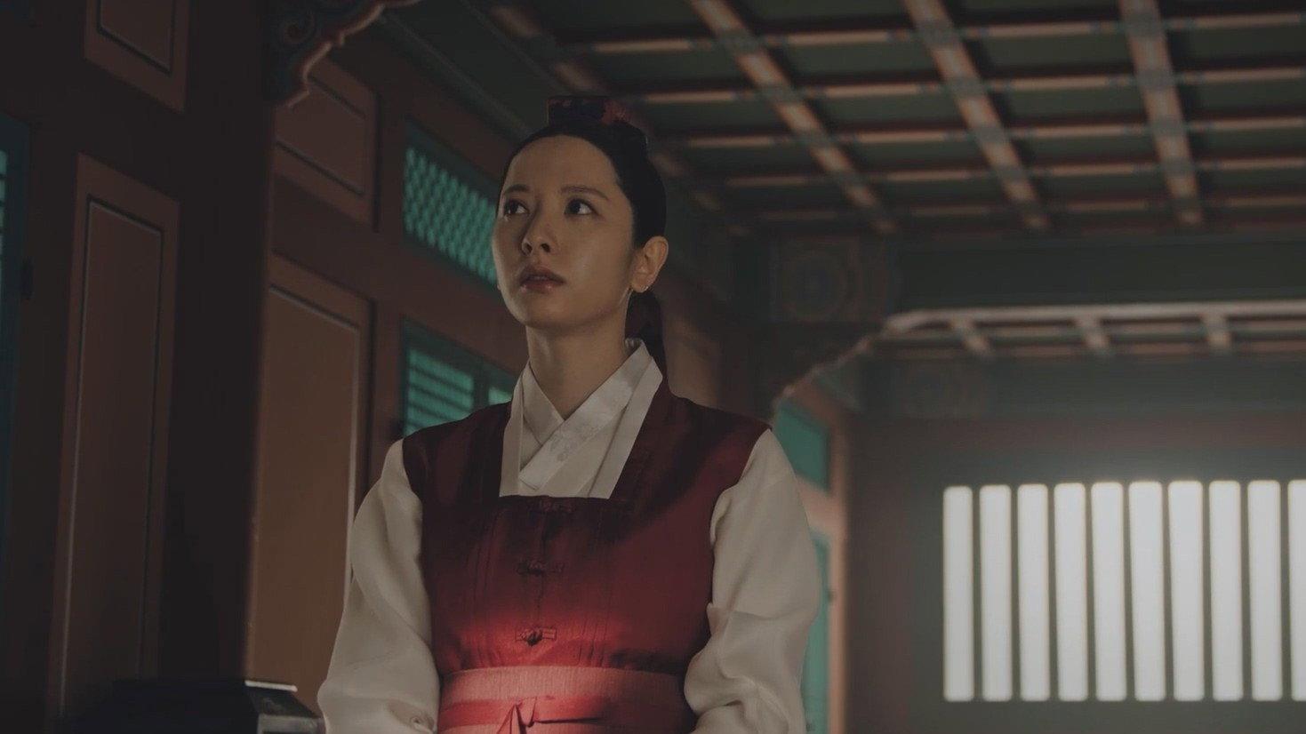 Still from The Skull in the Pillow