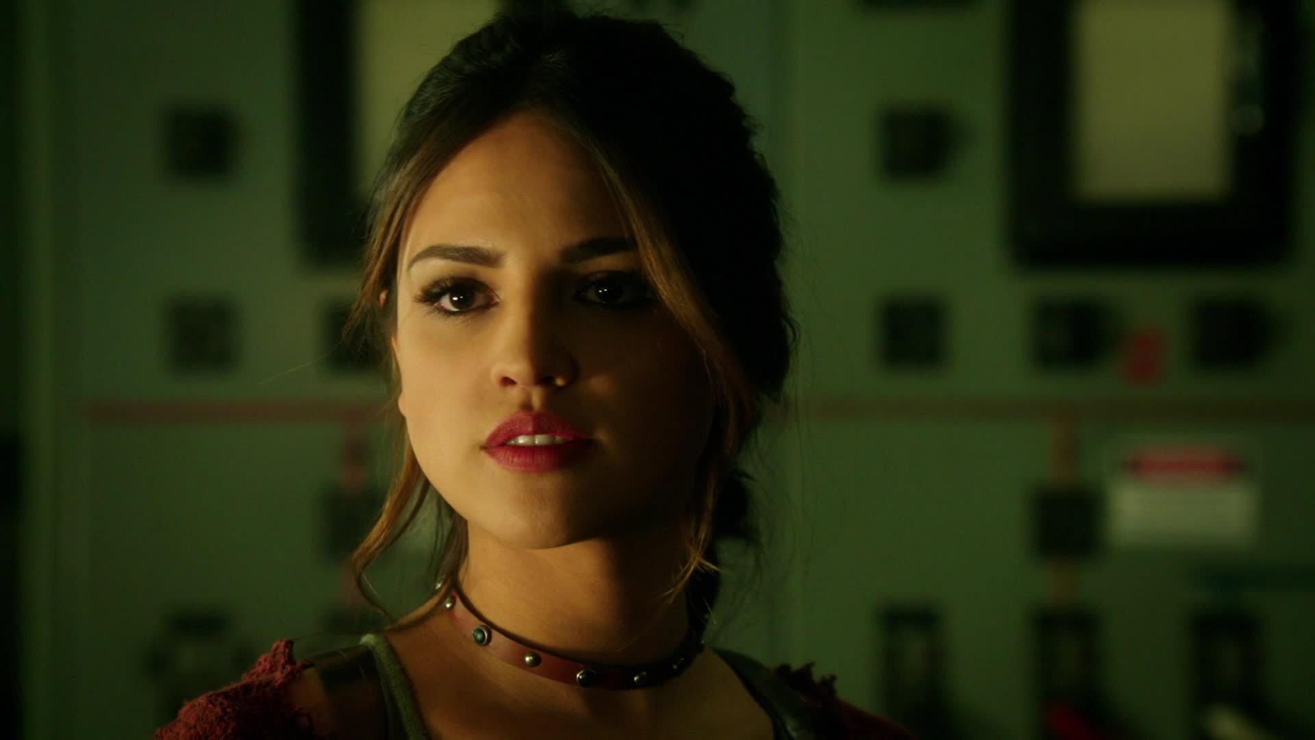 Still from La Reina