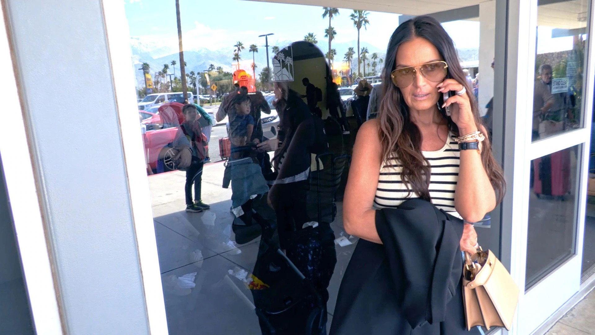 Still from Vacation Crashers