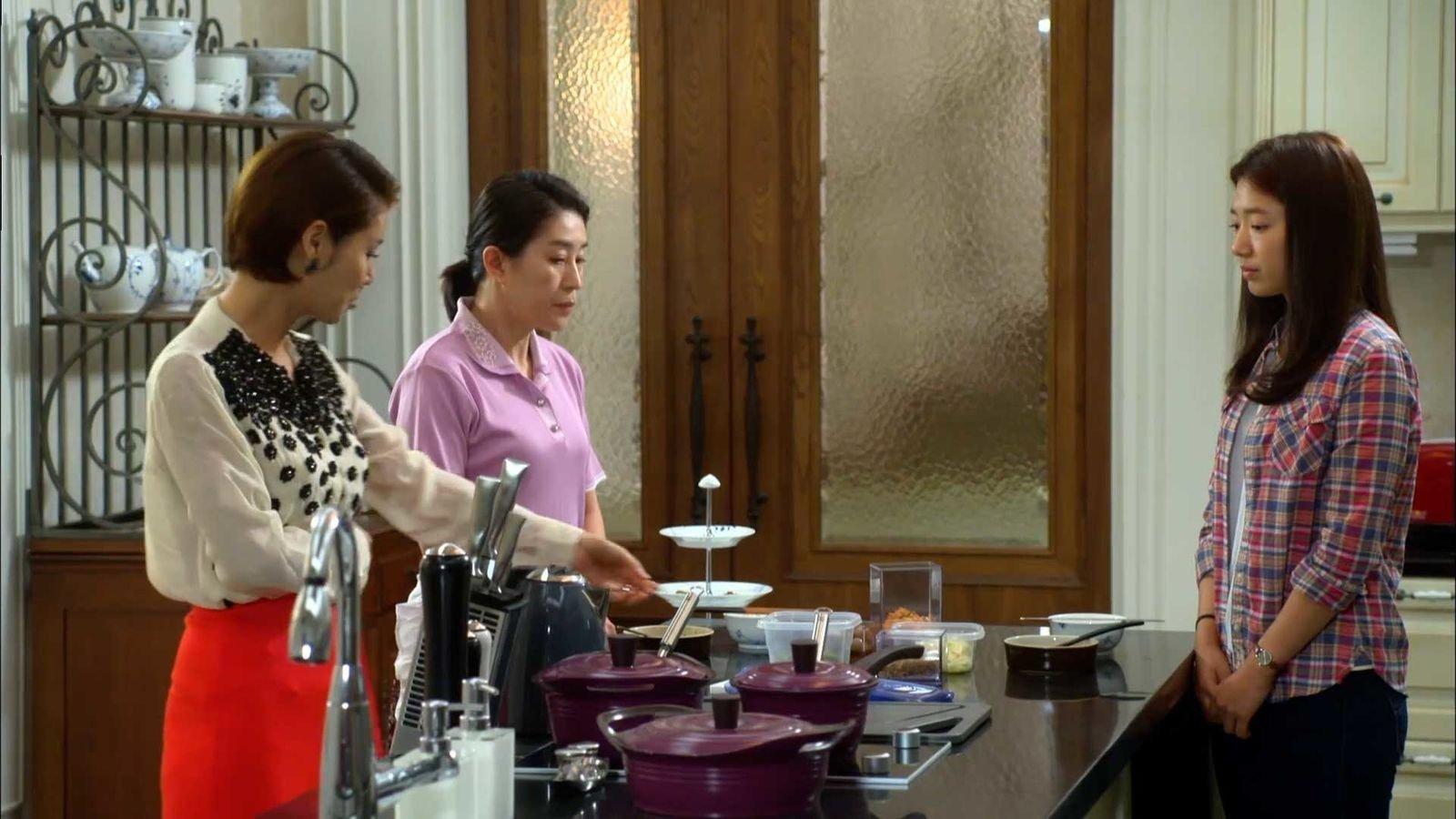 Still from Episode 4