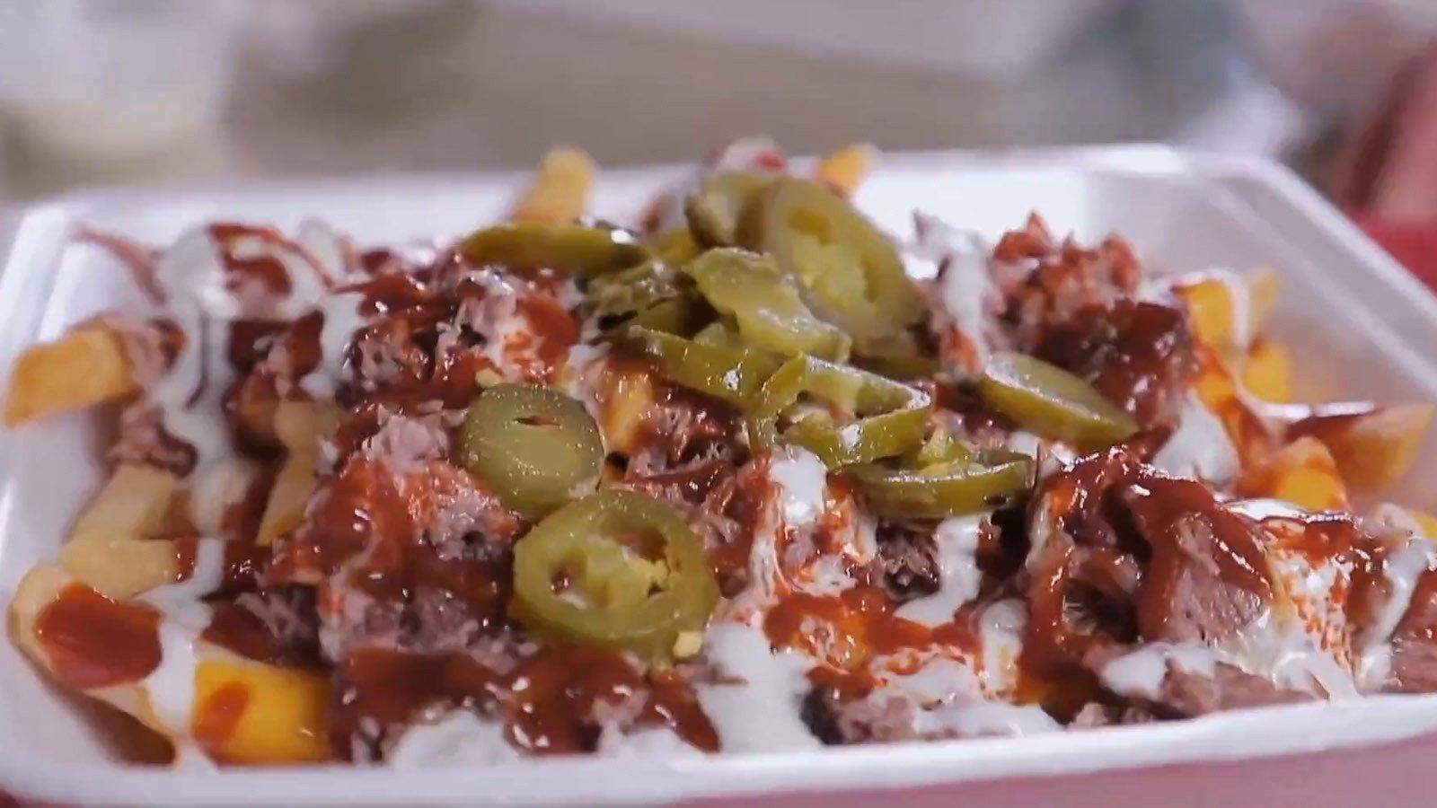Still from Triple D Nation: From Tots to Turkey Legs