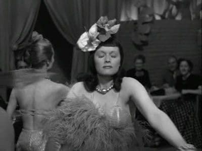 Still from Lucy Is Jealous of Girl Singer