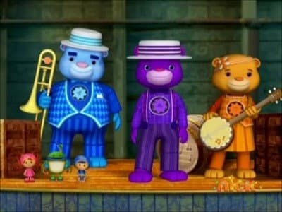 Still from Cuckoo Bears