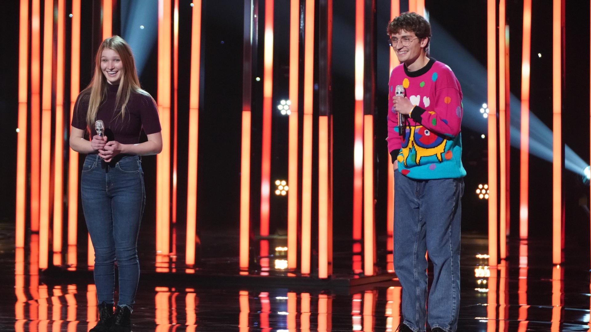 Still from 407 (Hollywood Duets Challenge)