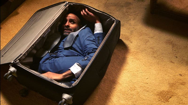 Still from All Hallows Eve / The Man in the Suitcase