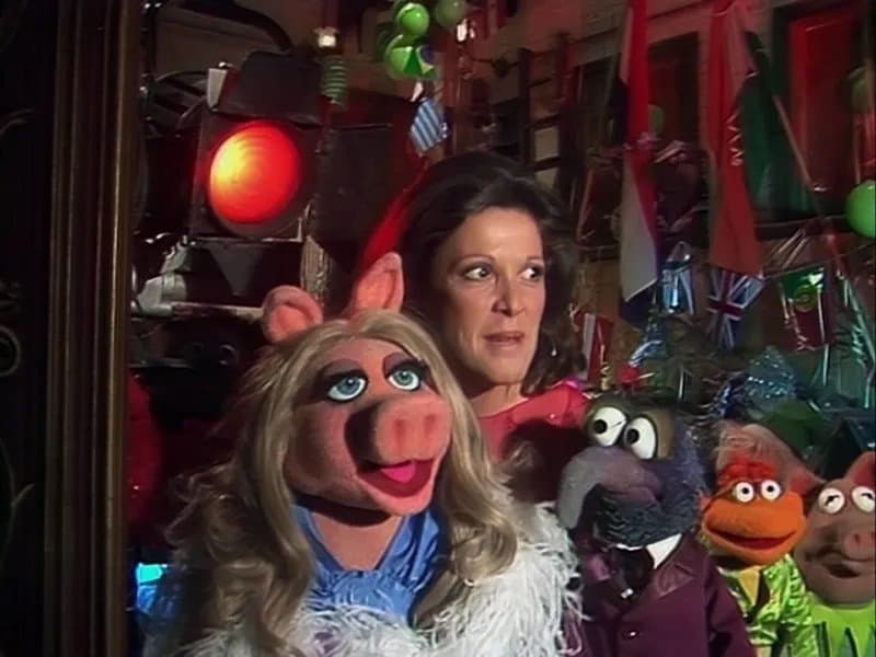Still from Linda Lavin