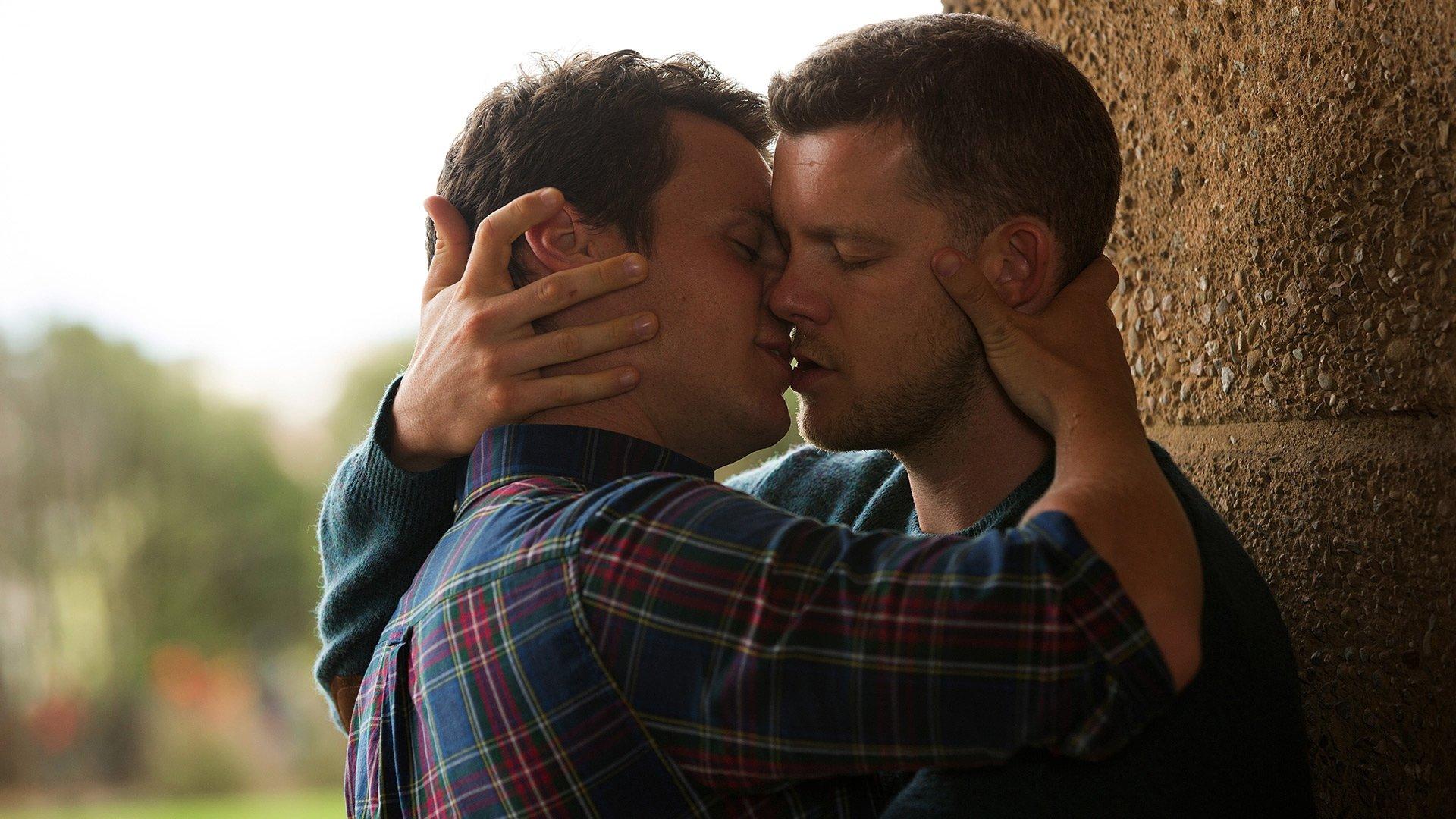 Still from Looking Top to Bottom