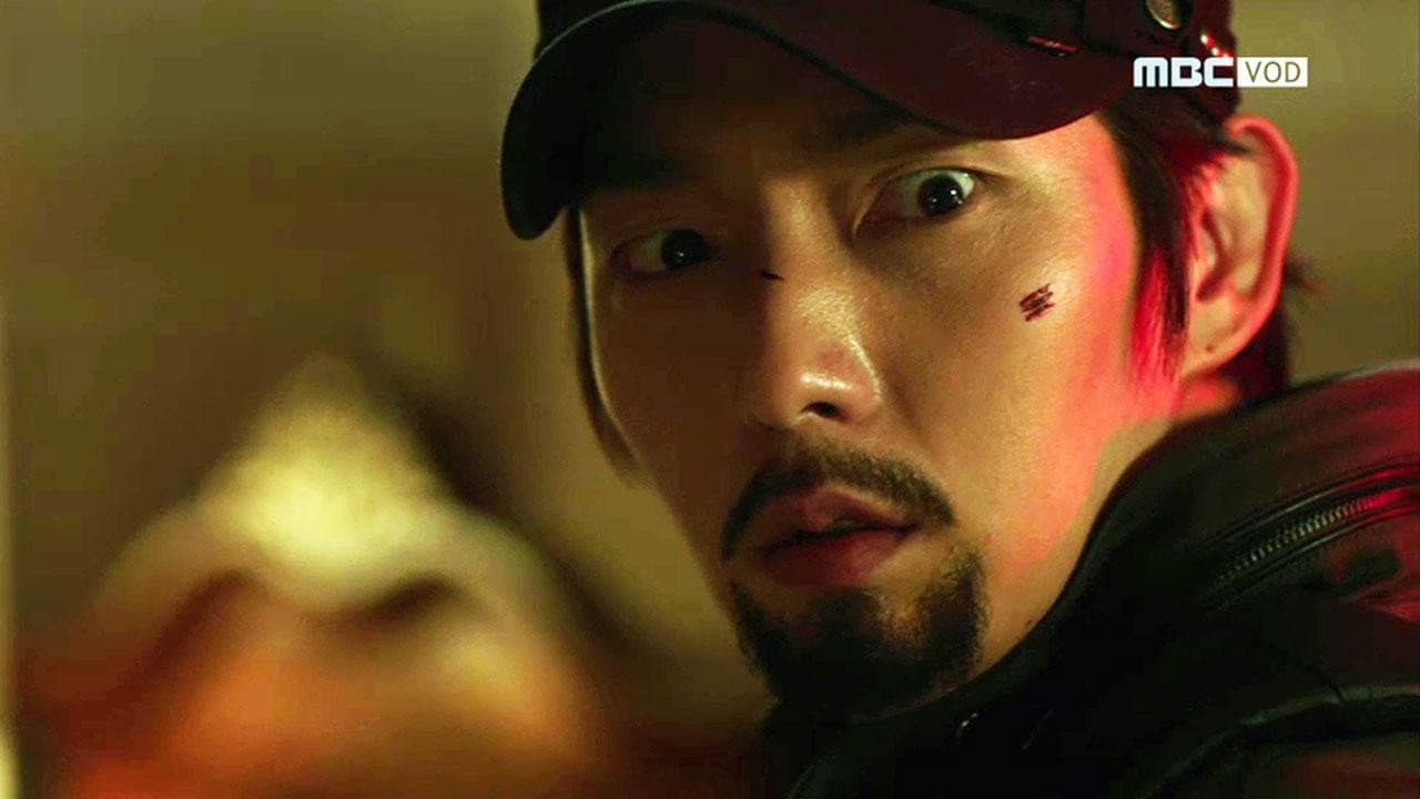 Still from Episode 13 - So what should Moon Il-seok do?