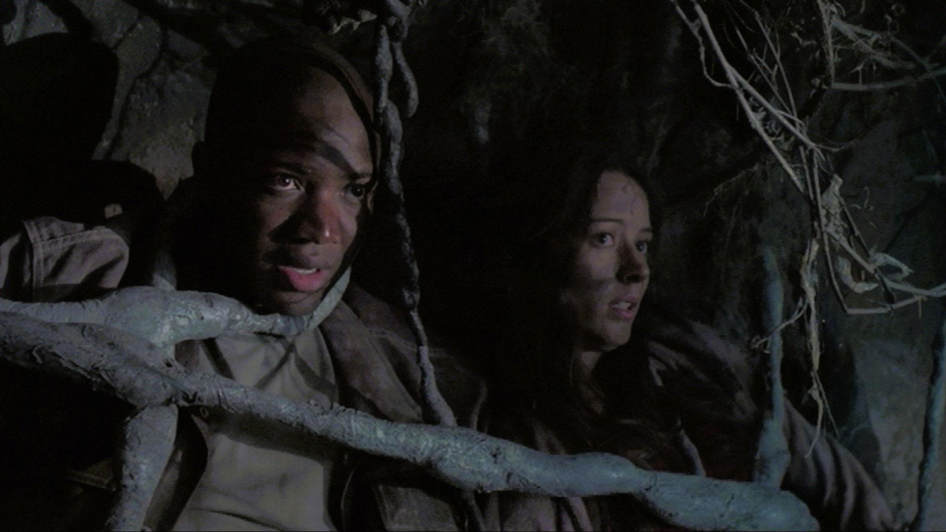 Still from Couplet