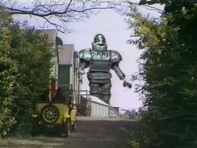 Still from Robot (4)