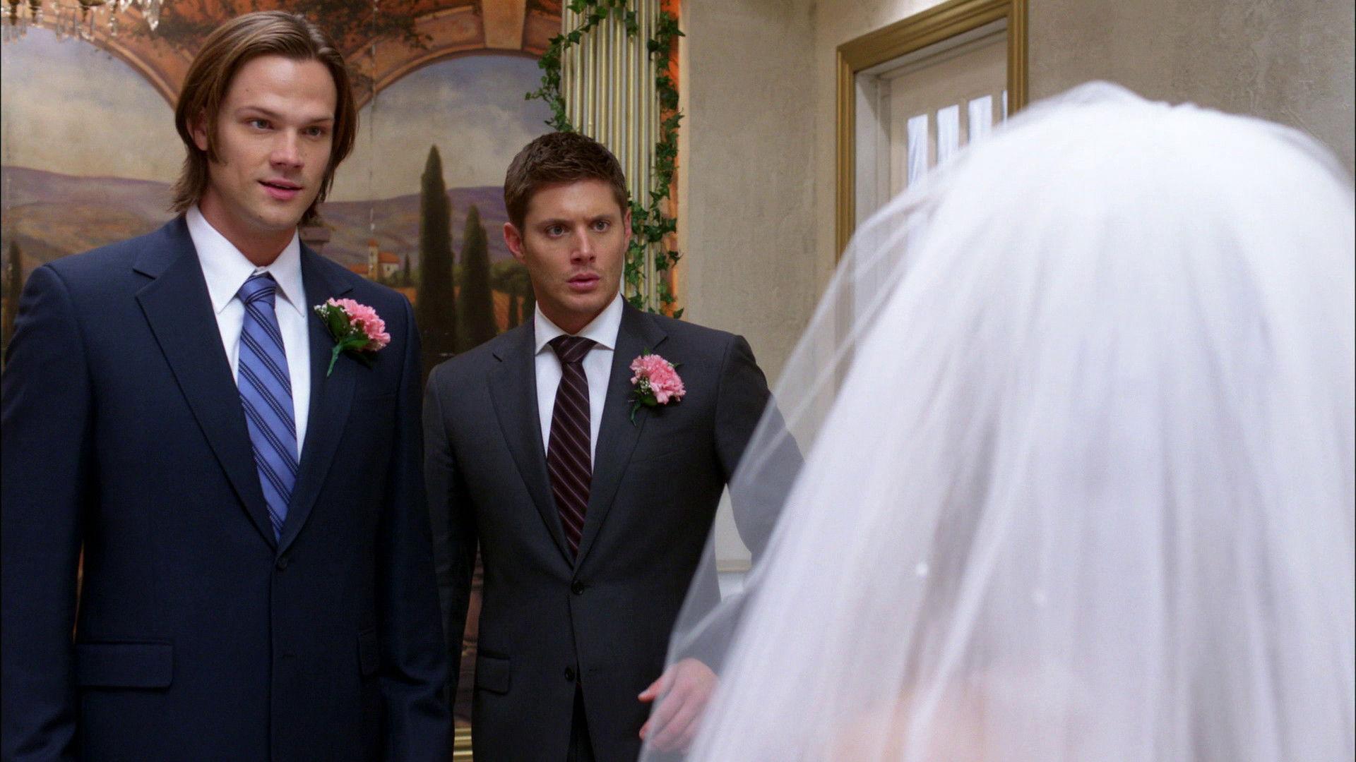 Still from Season Seven, Time for a Wedding!