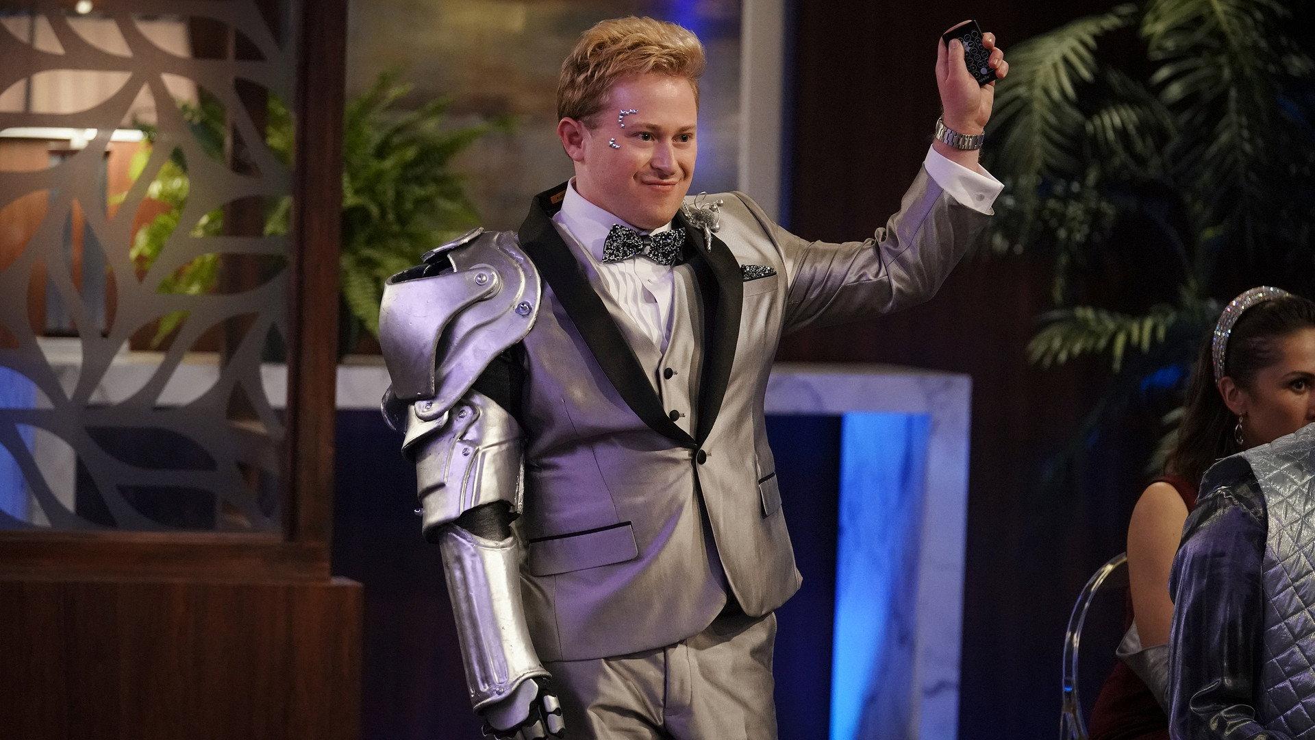 Still from iRobot Wedding