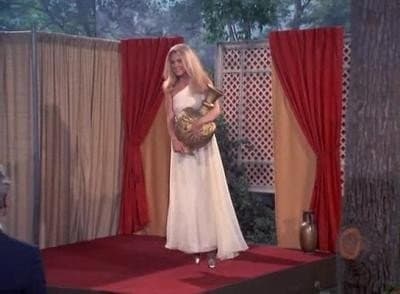 Still from Samantha is Earthbound