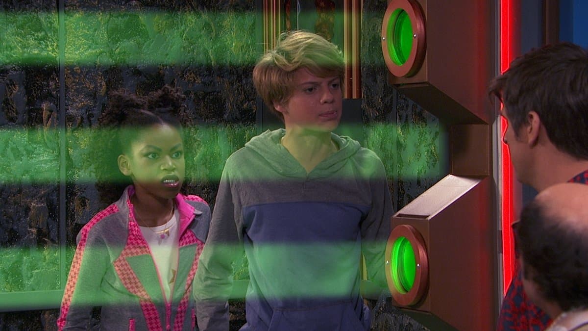 Still from Opposite Universe
