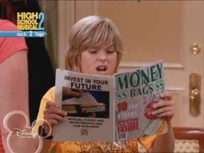Still from The Suite Life Goes Hollywood (1)
