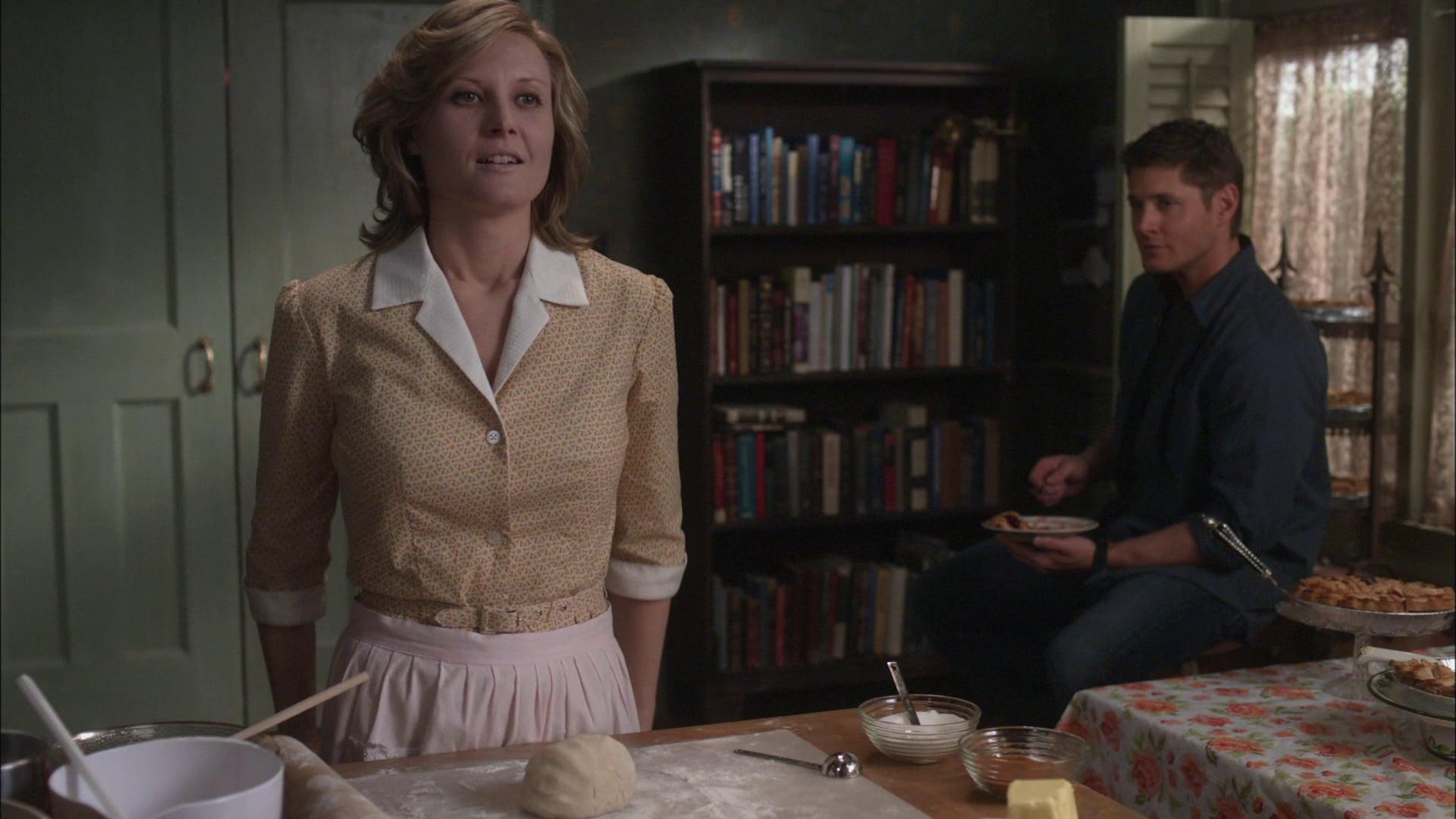 Still from Dead Men Don't Wear Plaid