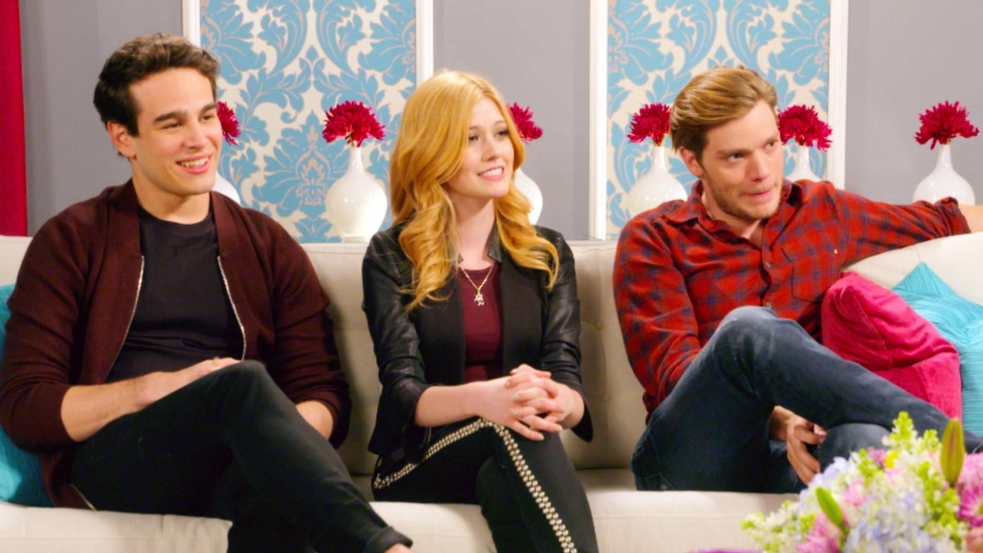 Still from Superfan Suite: Shadowhunters