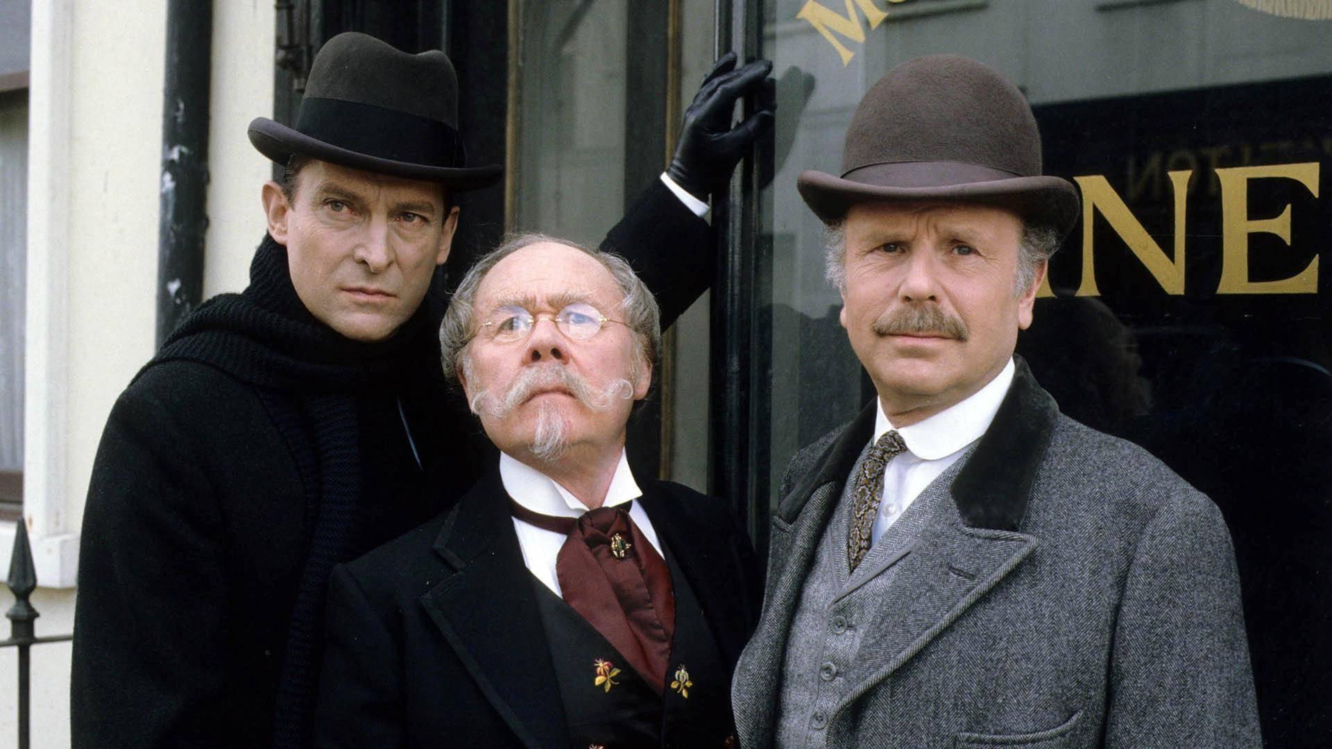 Still from The Six Napoleons