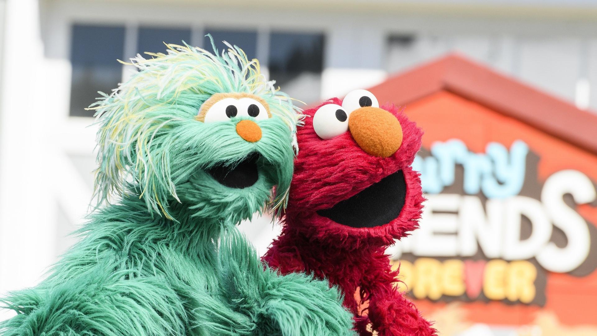 Still from Sesame Street Goes to the Farm