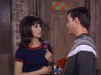 Still from Beware of Actors Bearing Gifts