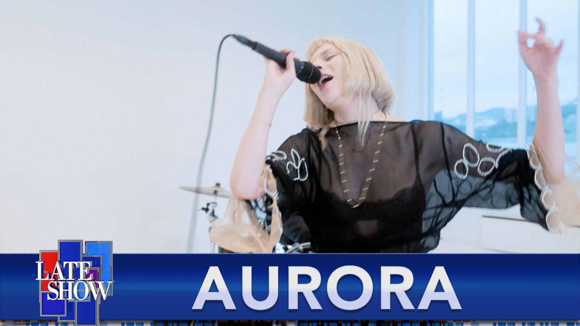 Still from Clarissa Ward, Faith Hill, Aurora