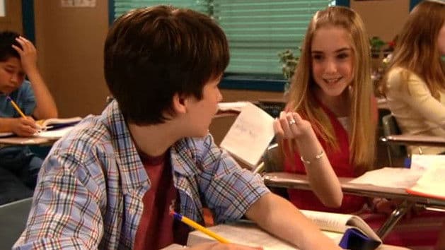 Still from Guide to: Notes & Best Friends